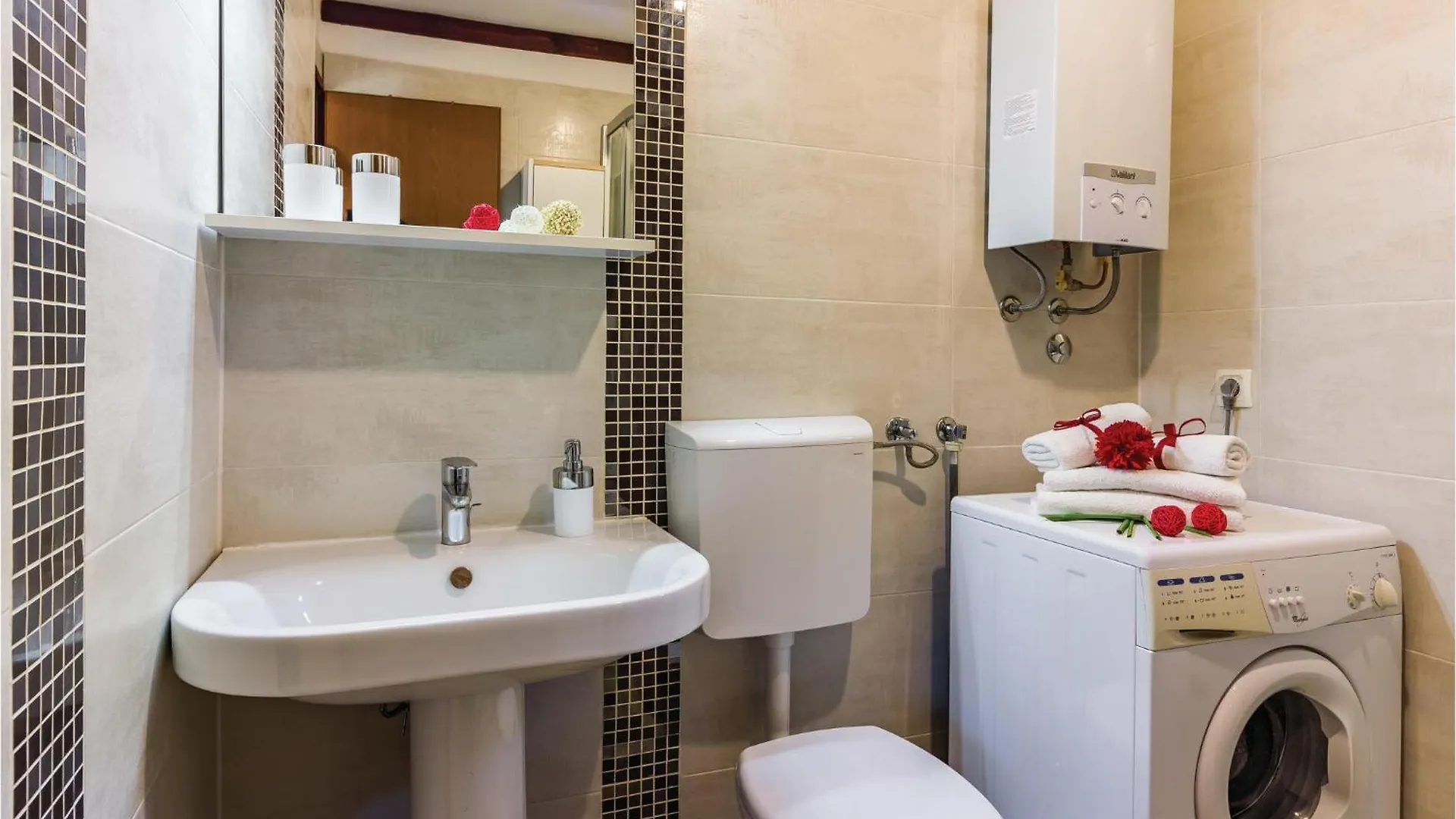 Beautiful Home In Vodnjan With Wifi 0*,