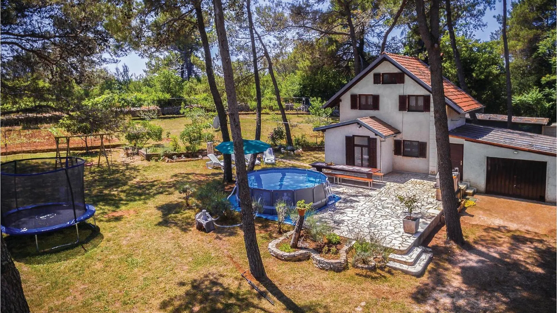 Beautiful Home In Vodnjan With Wifi contacts